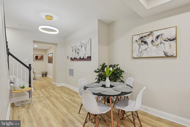 121 S BROADWAY, Baltimore, MD 21231