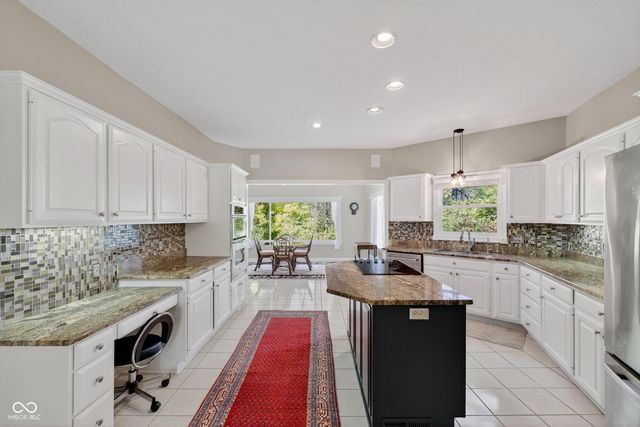 8646 Sturgeon Bay Lane, Indianapolis, IN 46236