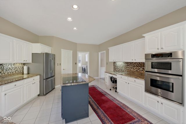 8646 Sturgeon Bay Lane, Indianapolis, IN 46236