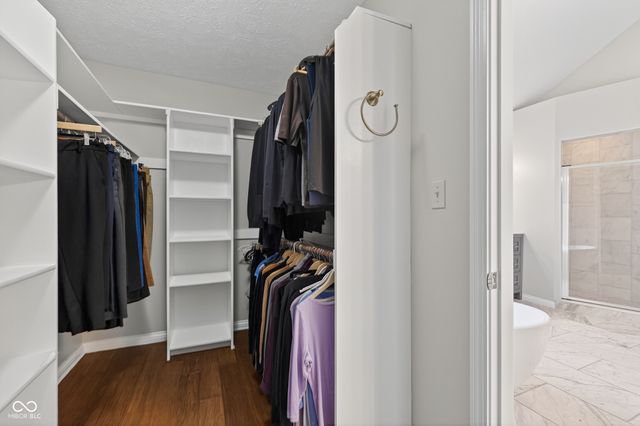 8646 Sturgeon Bay Lane, Indianapolis, IN 46236