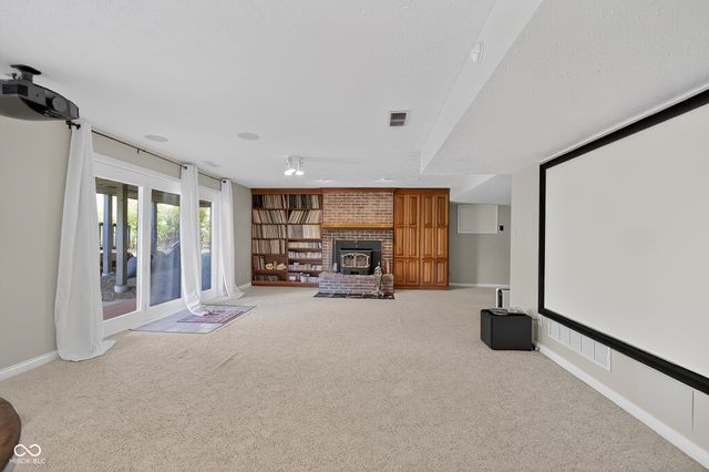 8646 Sturgeon Bay Lane, Indianapolis, IN 46236