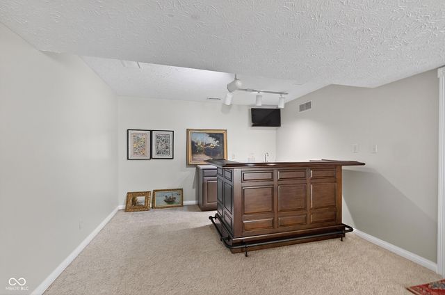 8646 Sturgeon Bay Lane, Indianapolis, IN 46236