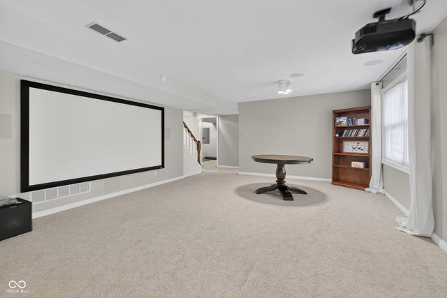 8646 Sturgeon Bay Lane, Indianapolis, IN 46236