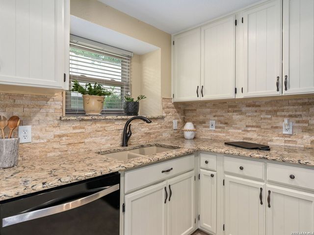 3470 River North Drive, San Antonio, TX 78230