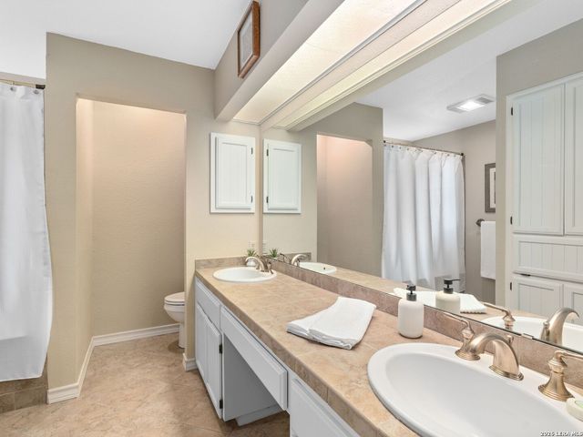 3470 River North Drive, San Antonio, TX 78230