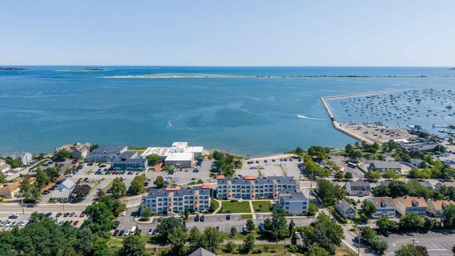 216 Water St 303A, Plymouth, MA 02360
