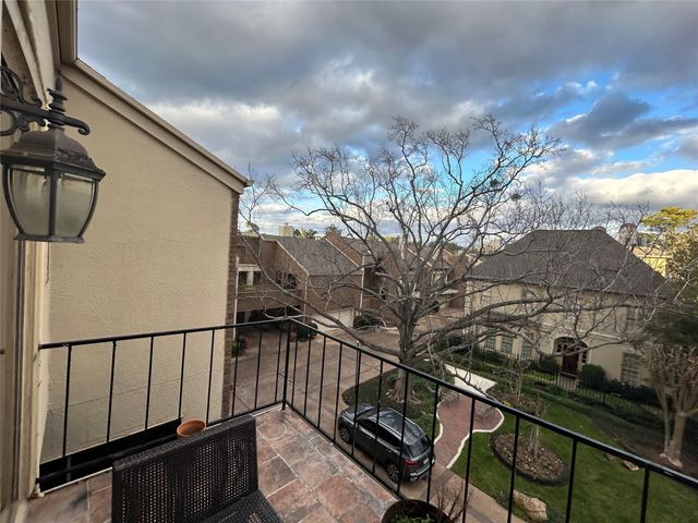 5636 San Felipe Street M, Houston, TX 77056