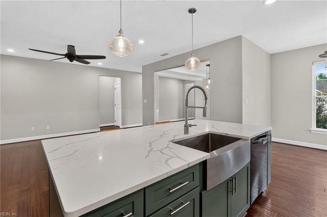 2205 Olmstead LN, Virginia Beach, VA 23456