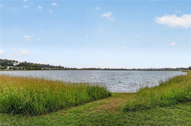 2205 Olmstead LN, Virginia Beach, VA 23456