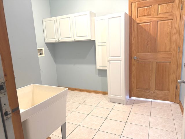 1136 Park Place, Bellwood, IL 60104