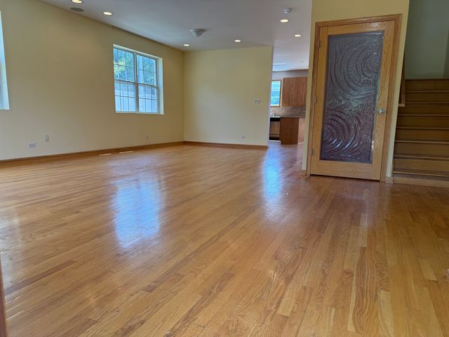 1136 Park Place, Bellwood, IL 60104