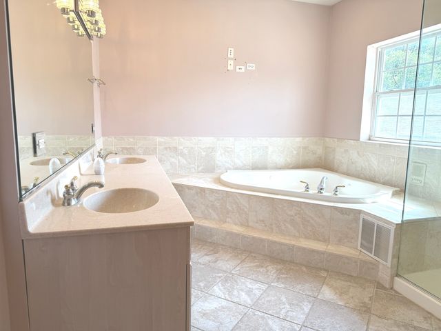 1136 Park Place, Bellwood, IL 60104