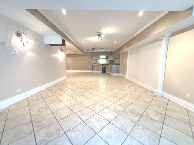 1136 Park Place, Bellwood, IL 60104