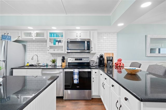 1000 Lantana Dr 103, Port Aransas, TX 78373