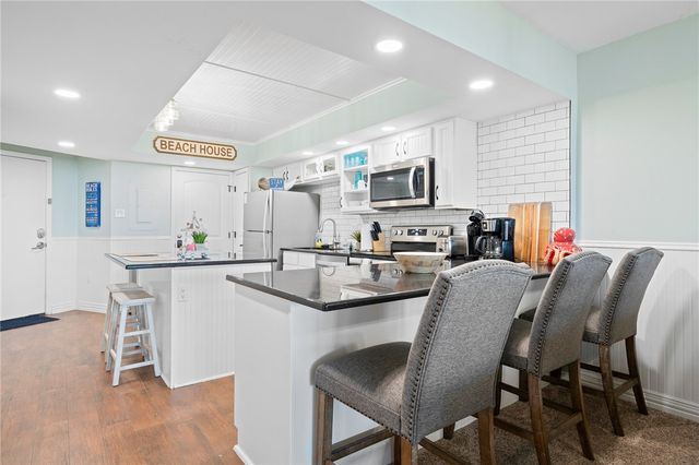 1000 Lantana Dr 103, Port Aransas, TX 78373