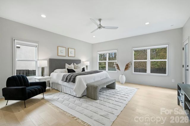 2934 Springs Drive, Charlotte, NC 28226