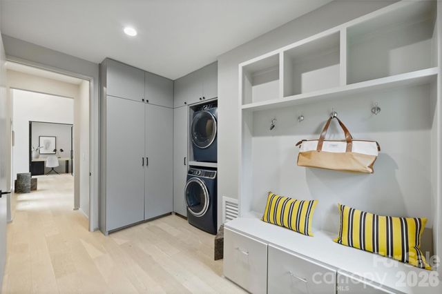 2934 Springs Drive, Charlotte, NC 28226