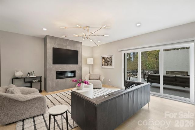 2934 Springs Drive, Charlotte, NC 28226