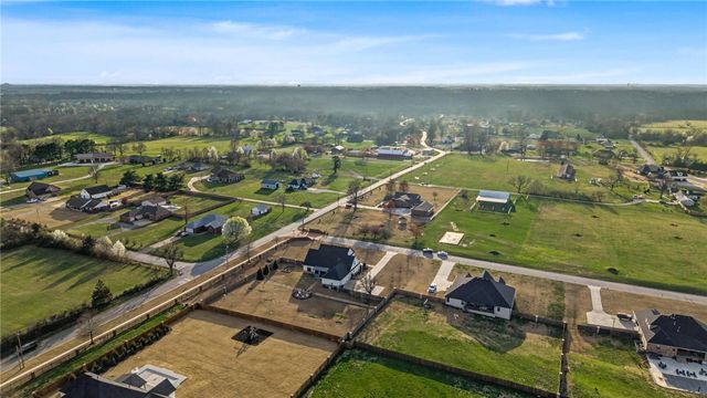 4001 Rolling Meadows Drive, Rogers, AR 72756
