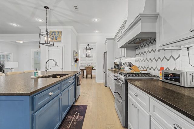 4001 Rolling Meadows Drive, Rogers, AR 72756