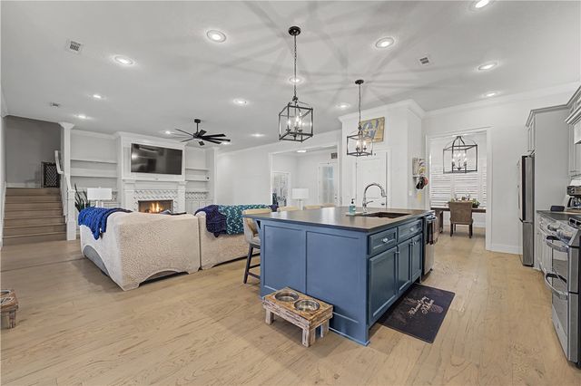 4001 Rolling Meadows Drive, Rogers, AR 72756