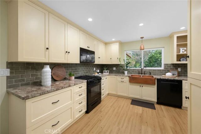 281 Spinks Canyon, Duarte, CA 91008