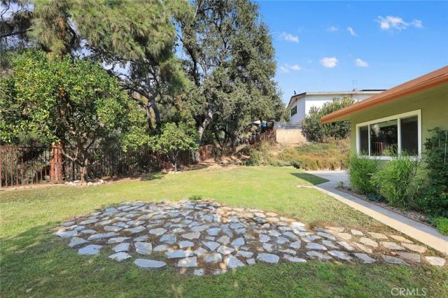 281 Spinks Canyon, Duarte, CA 91008
