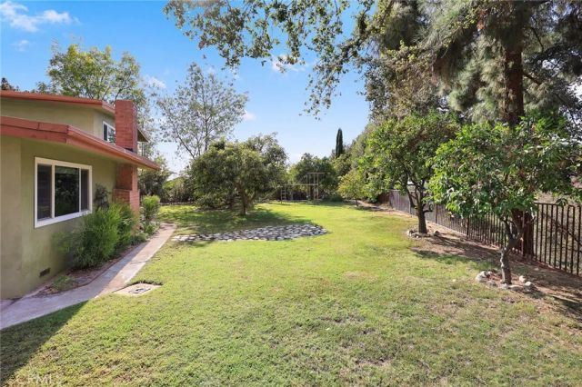 281 Spinks Canyon, Duarte, CA 91008