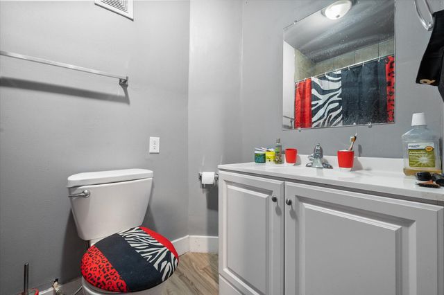 2222 27th Street, Lubbock, TX 79411