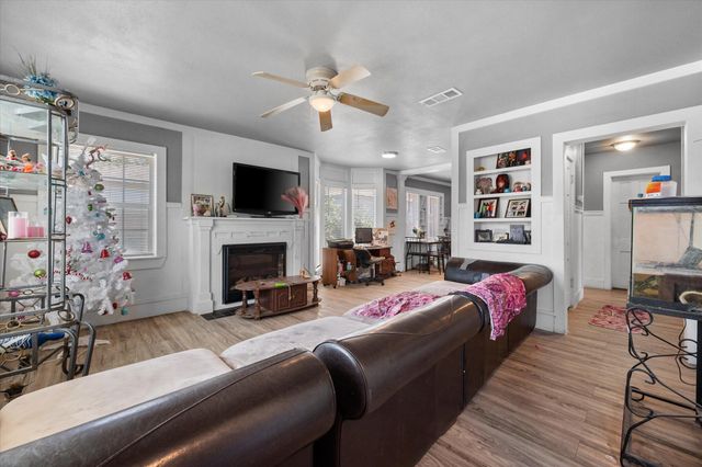 2222 27th Street, Lubbock, TX 79411