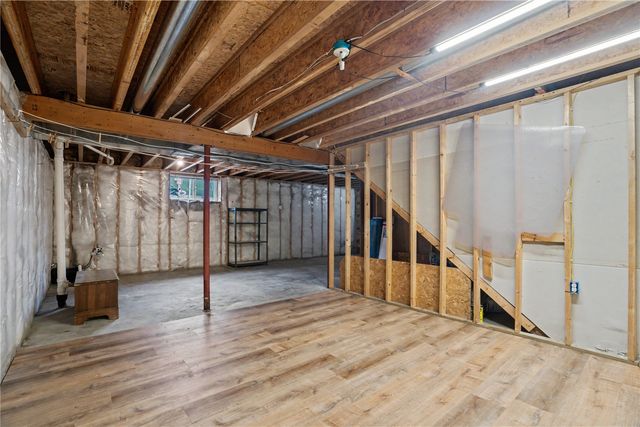 3510 Windemere Way, Marion, IA 52302