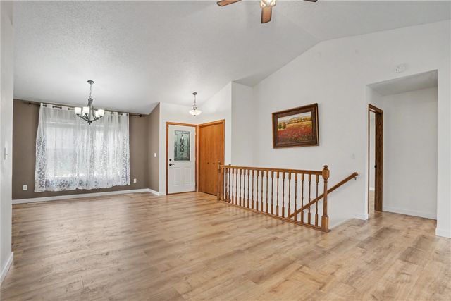 3510 Windemere Way, Marion, IA 52302