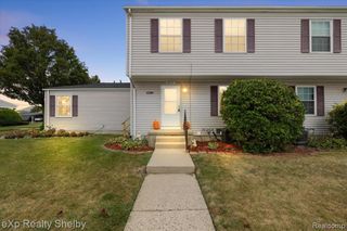 28309 Raleigh Crescent Drive 68, New Baltimore, MI 48051