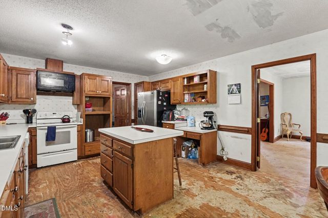 6428 Penny Road, Raleigh, NC 27606