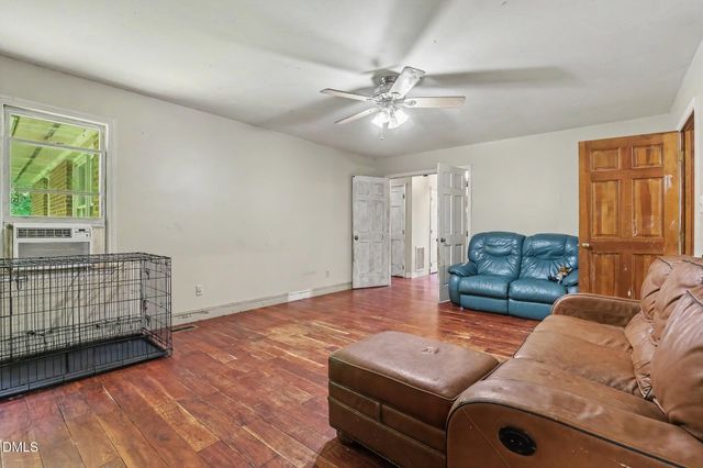 6428 Penny Road, Raleigh, NC 27606