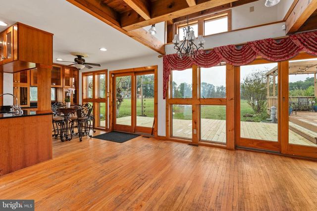 6119 BEACH RD, Midland, VA 22728