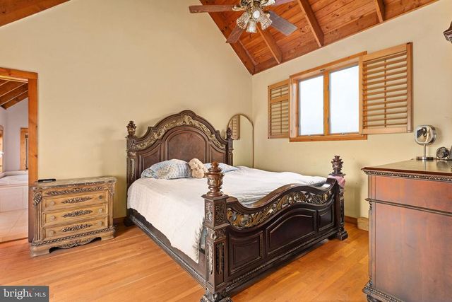 6119 BEACH RD, Midland, VA 22728