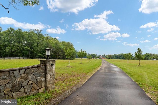 6119 BEACH RD, Midland, VA 22728