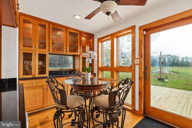 6119 BEACH RD, Midland, VA 22728