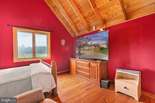 6119 BEACH RD, Midland, VA 22728