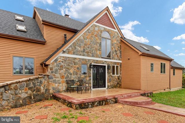 6119 BEACH RD, Midland, VA 22728