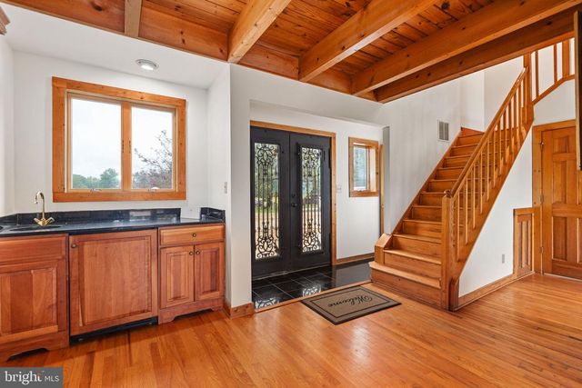 6119 BEACH RD, Midland, VA 22728