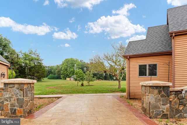6119 BEACH RD, Midland, VA 22728