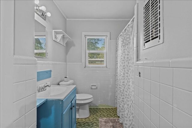 1112 Glenwood St, Dothan, AL 36301