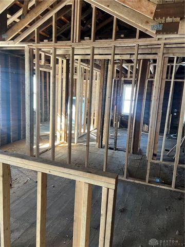 29 Vine Street, Dayton, OH 45409