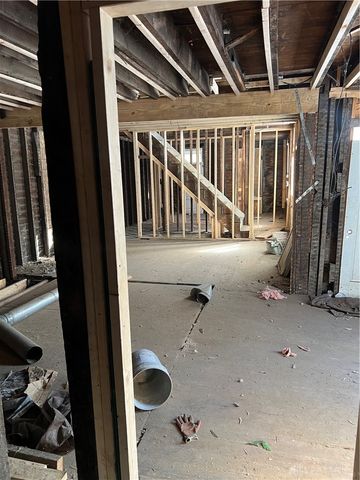 29 Vine Street, Dayton, OH 45409