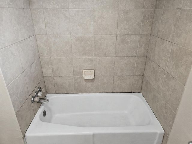 9119 Glenbury Drive, Houston, TX 77037