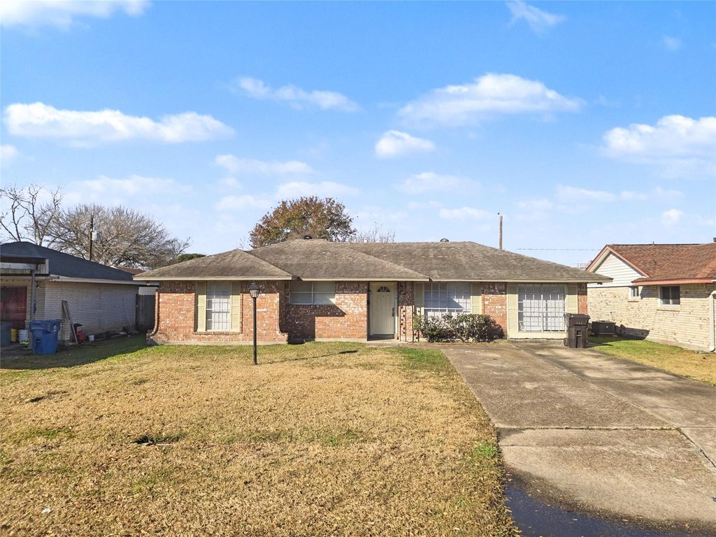 9119 Glenbury Drive, Houston, TX 77037