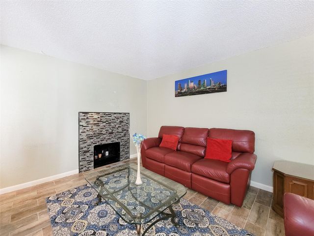 781 Country Place Drive 1047, Houston, TX 77079