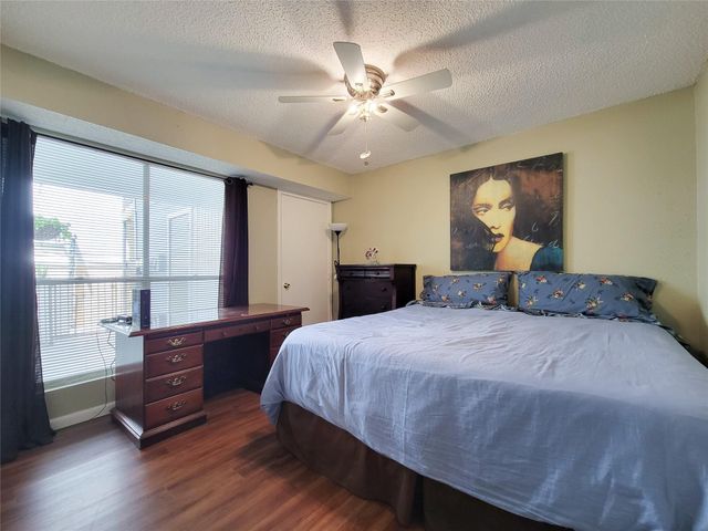 781 Country Place Drive 1047, Houston, TX 77079
